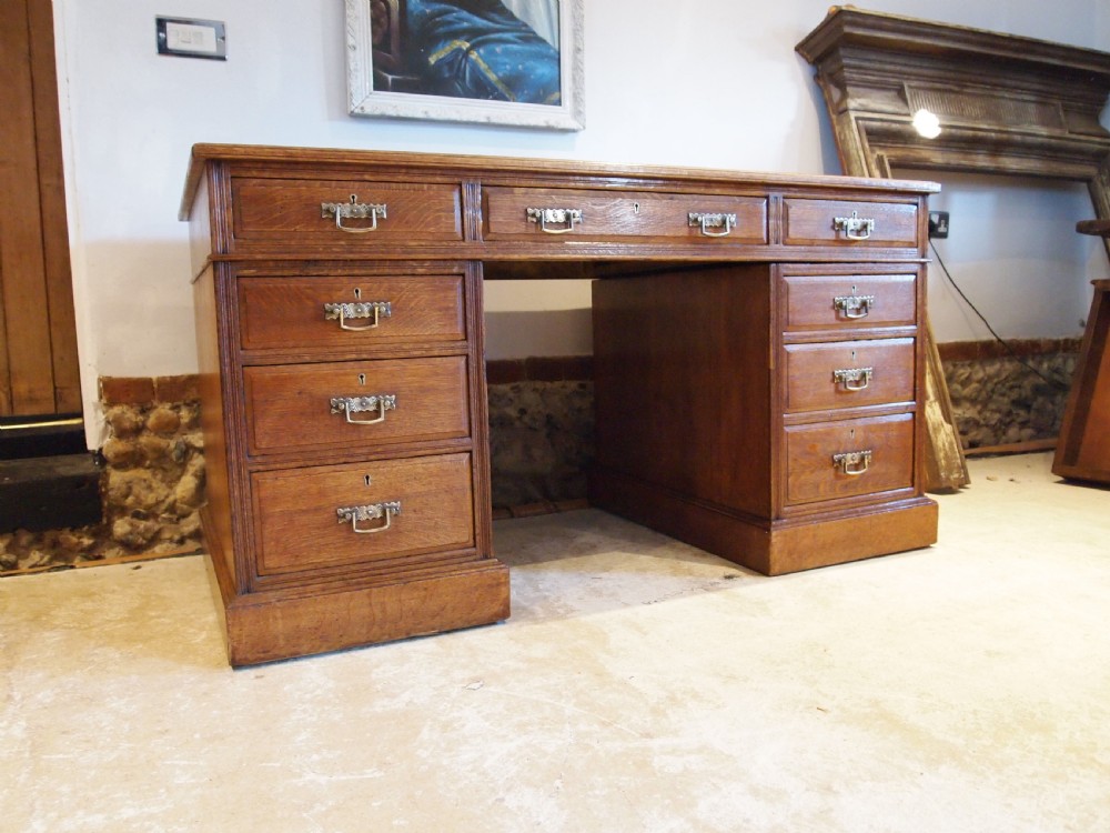 Desk wonderful Arts and Crafts Victorian Oak by Maple & Co c1890 View XIV