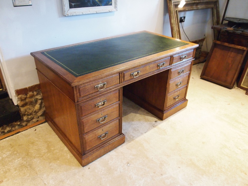 Desk wonderful Arts and Crafts Victorian Oak by Maple & Co c1890 View XVI
