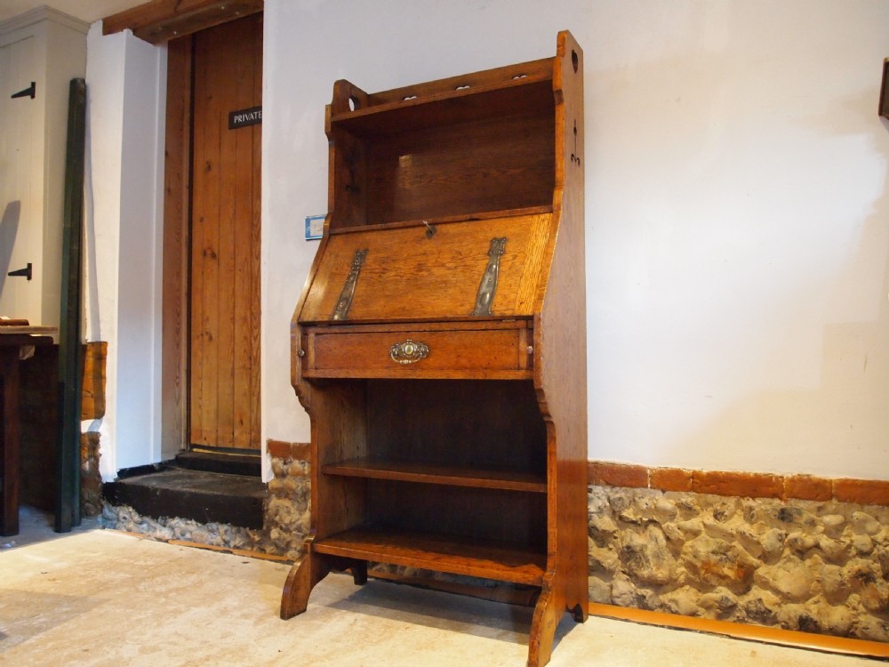 Bookcase bureau Arts and Crafts Oak c1900 View V