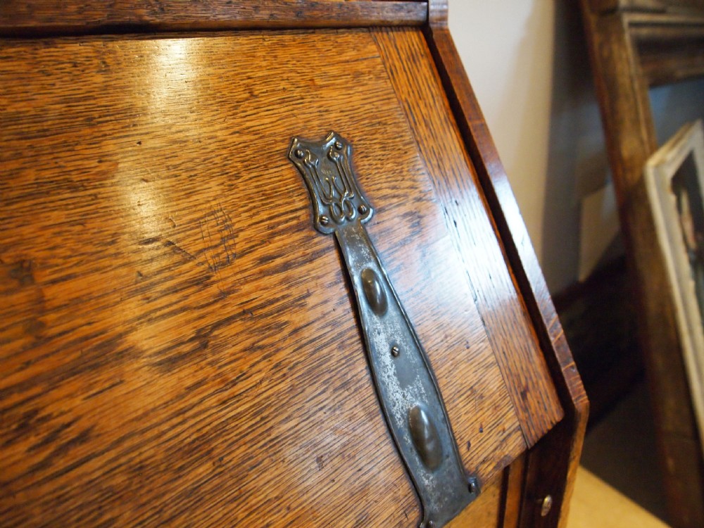 Bookcase bureau Arts and Crafts Oak c1900 View XI