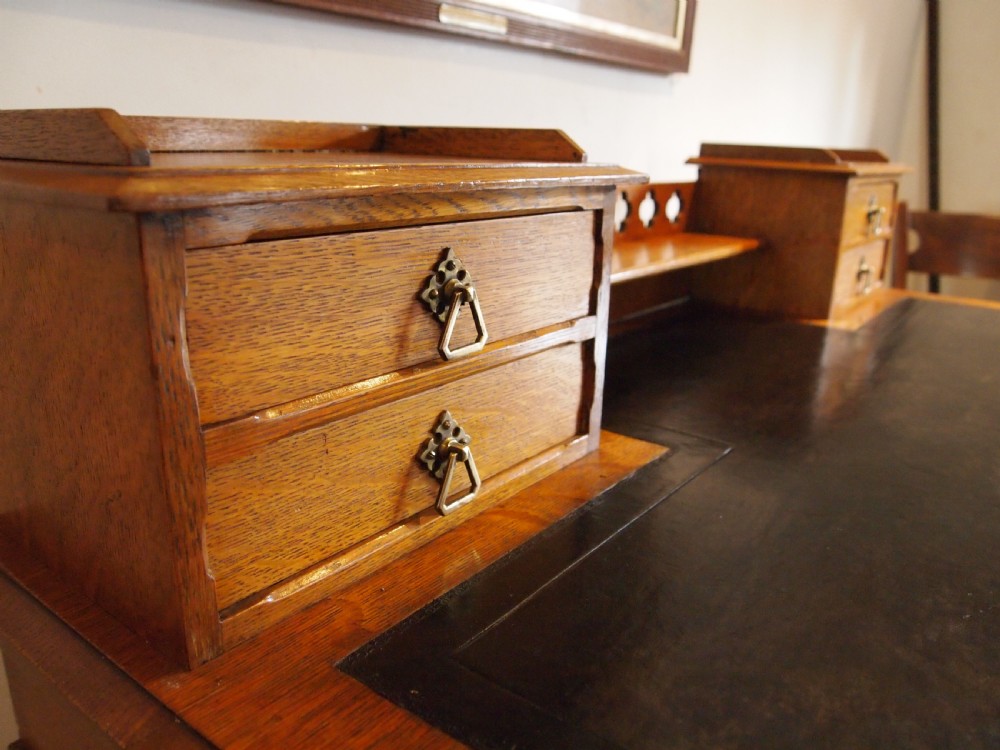 Desk fine Arts and Crafts Victorian Oak 3 parts c1890 View VIII