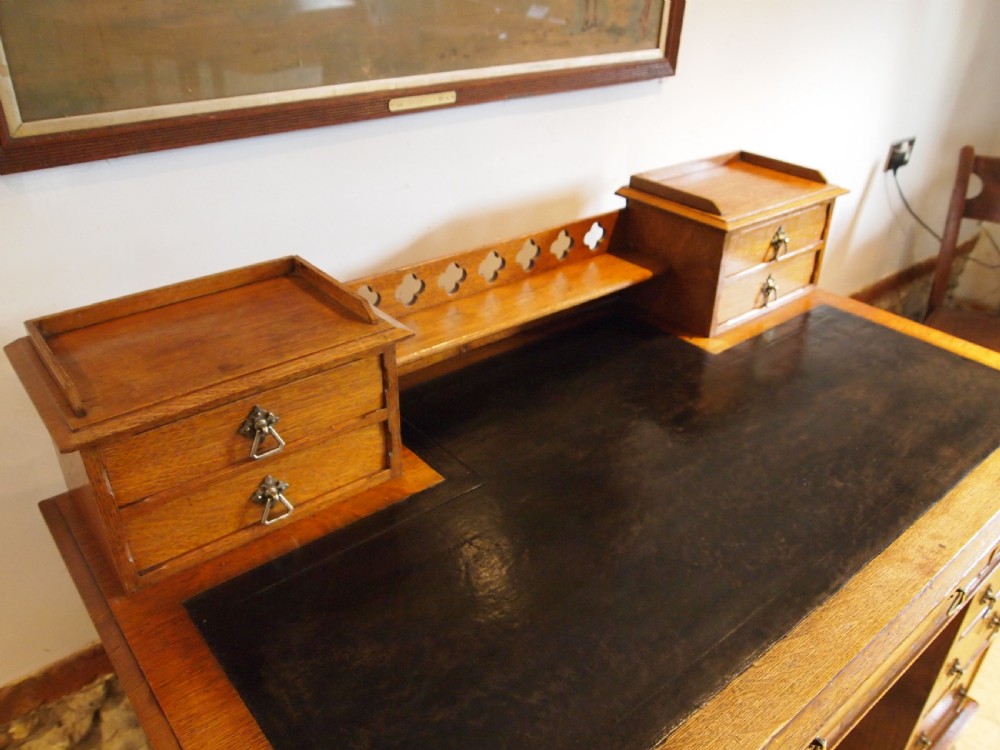 Desk fine Arts and Crafts Victorian Oak 3 parts c1890 View IX