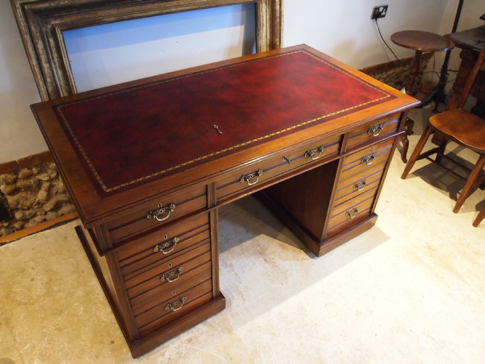 Desk fine quality Arts and Crafts Walnut James Shoolbred c1880 View X