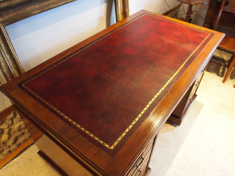 Desk fine quality Arts and Crafts Walnut James Shoolbred c1880 View XI