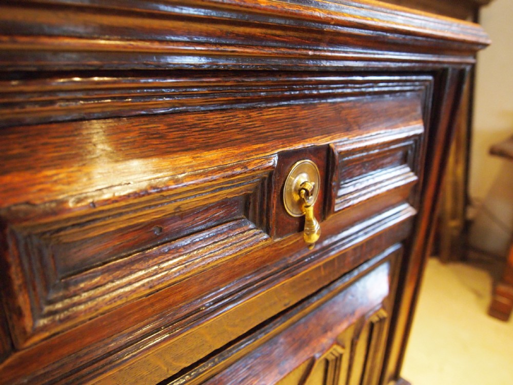 Chest of drawers stunning rare Charles II Oak c1680 View XII