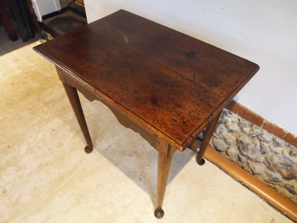 Table Lowboy charming George II Oak c1740 View VI