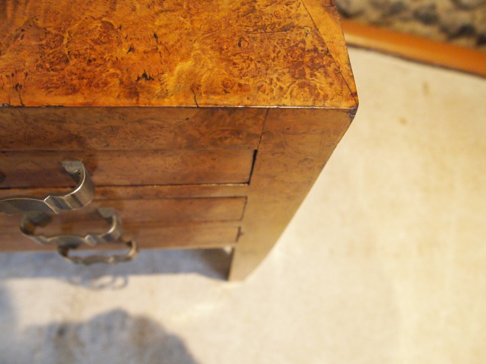 Work table sewing box rare Art Deco Burr Walnut c1920 View VI