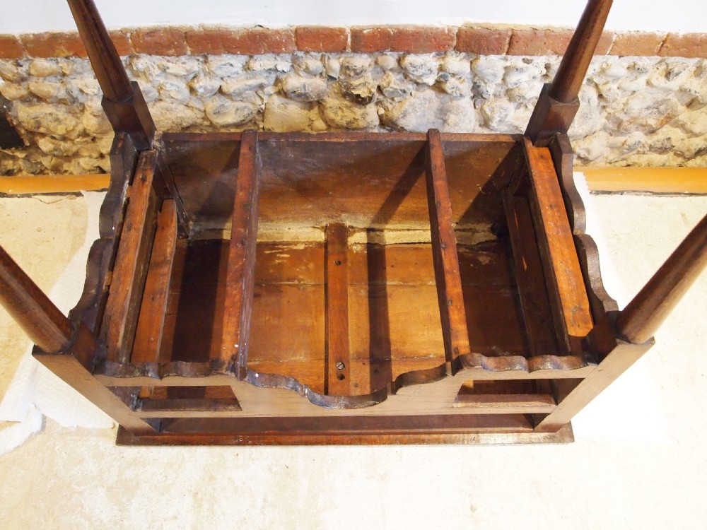 Table lowboy outstanding George II Oak hall lamp side c1740 View VII