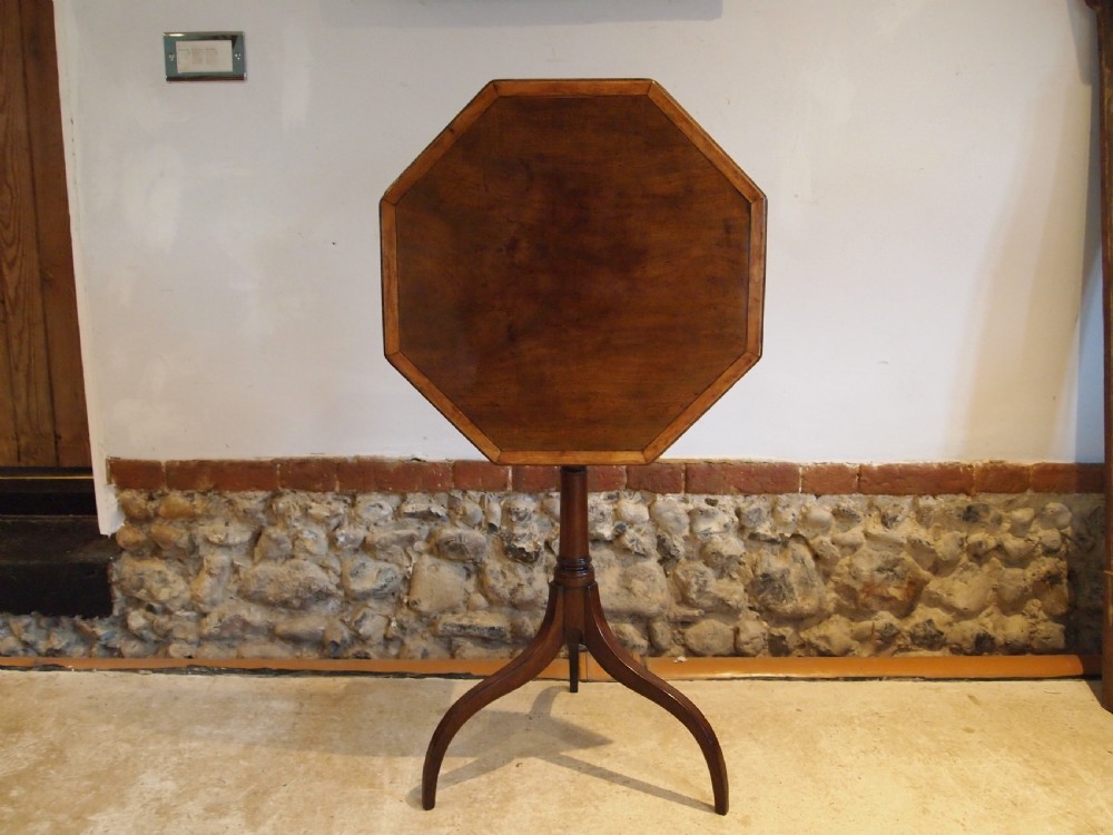 Table rare fine Sheraton side hall wine lamp tilt top Mahogany c1780