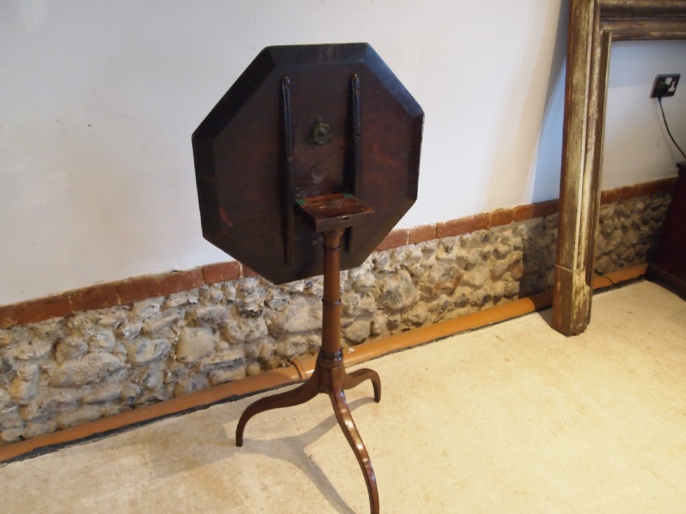 Table rare fine Sheraton side hall wine lamp tilt top Mahogany c1780 View V