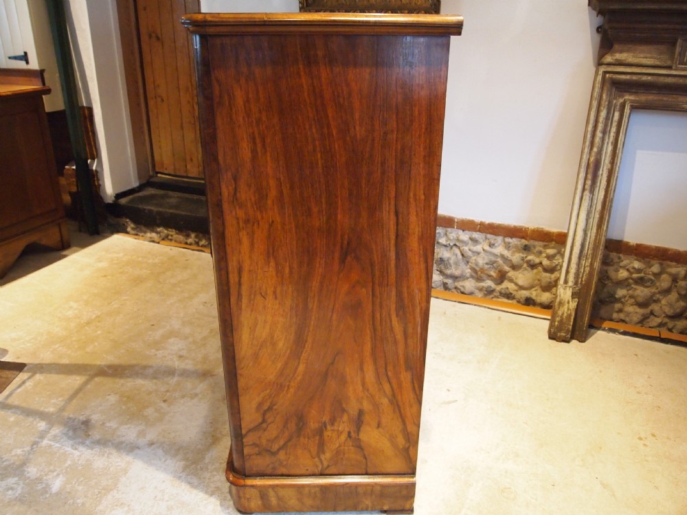 Chest of drawers finest Burr Walnut Victorian chest London c1860 View VIII