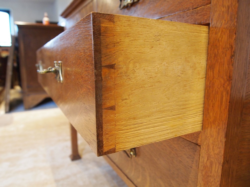 Dressing table Arts and Crafts Oak c1900 View IV
