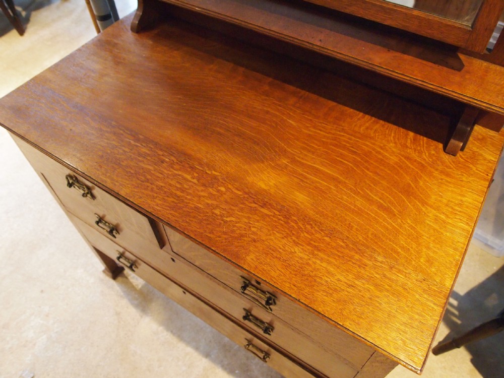 Dressing table Arts and Crafts Oak c1900 View VII