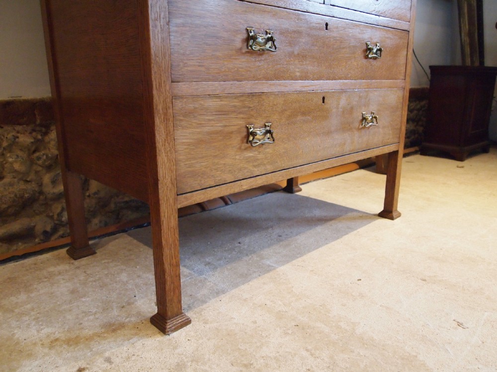 Dressing table Arts and Crafts Oak c1900 View IX