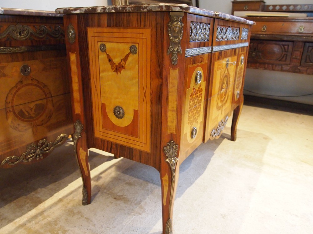 Chest of drawers rare pair of stunning Italian Commodes c1920 View XII