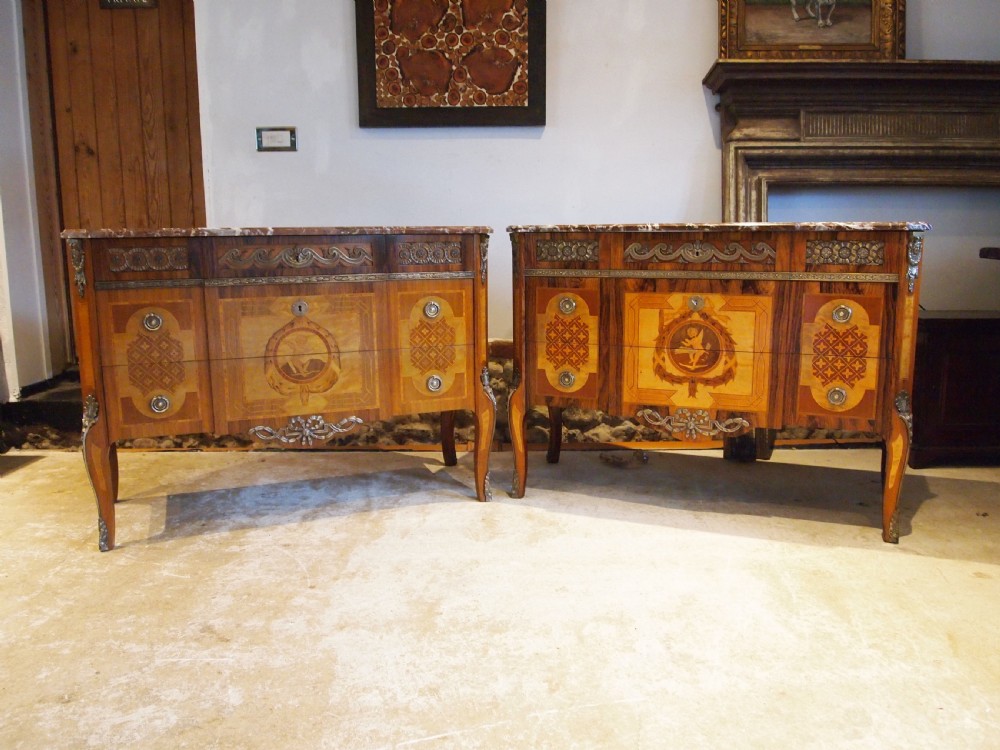 Chest of drawers rare pair of stunning Italian Commodes c1920 View XV