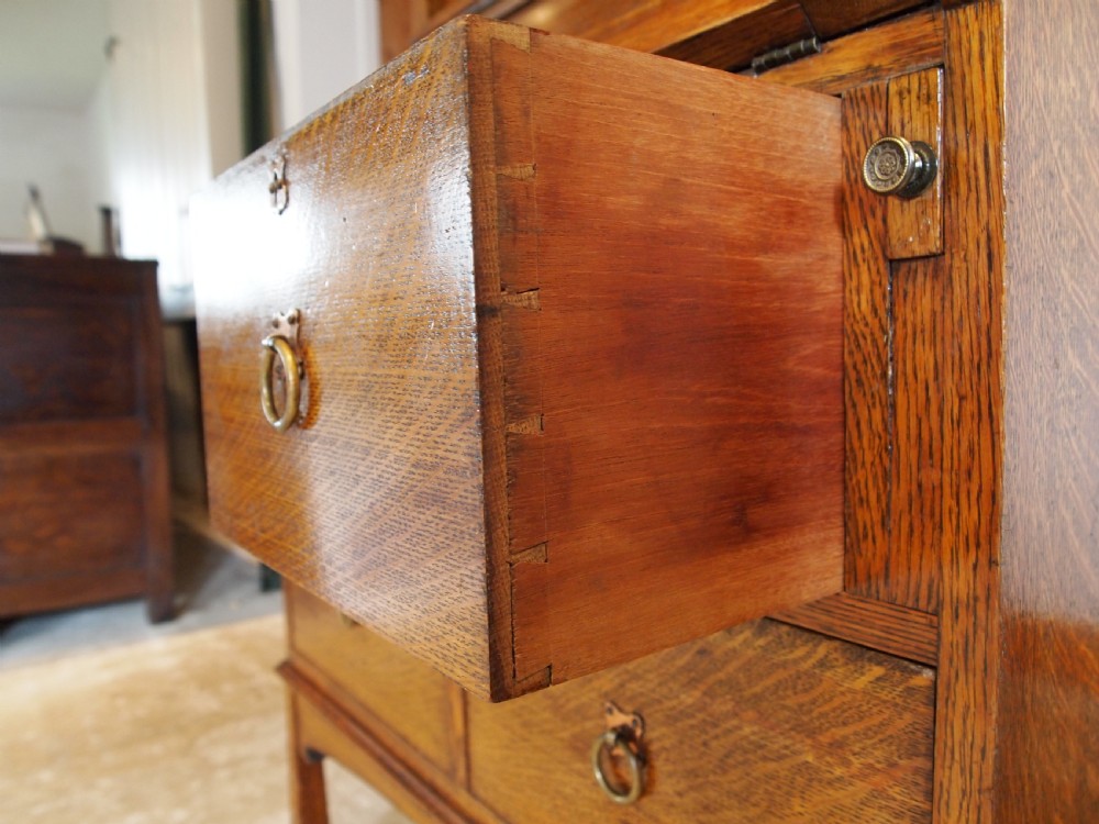 Bureau bookcase fine Arts and Crafts Oak c1900 View IX