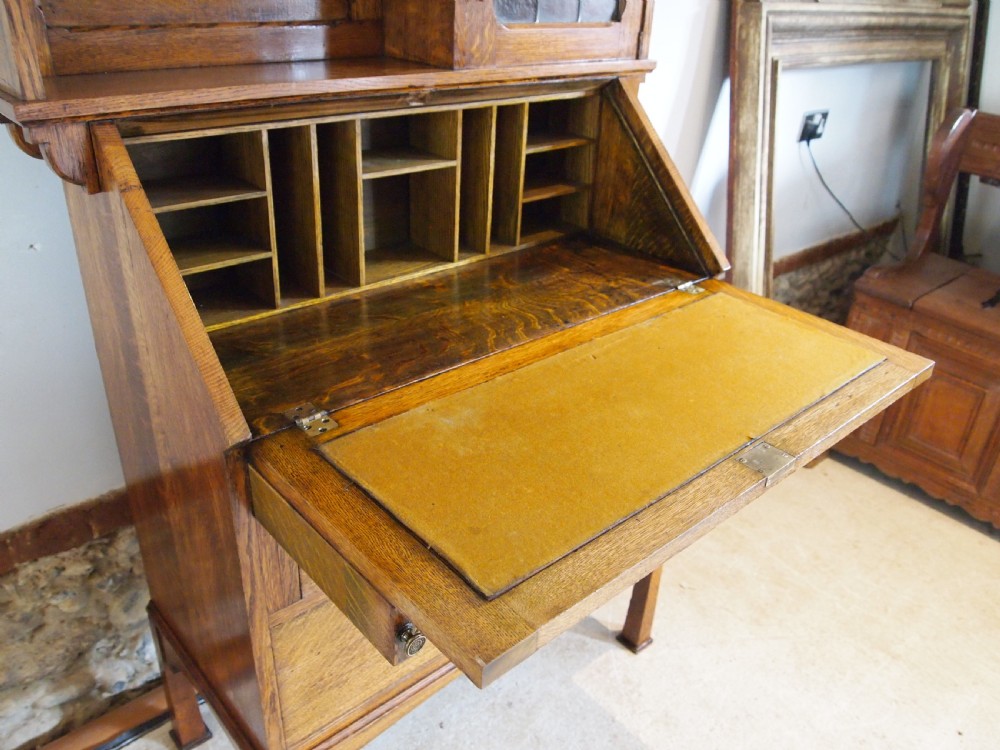 Bureau bookcase fine Arts and Crafts Oak c1900 View XI