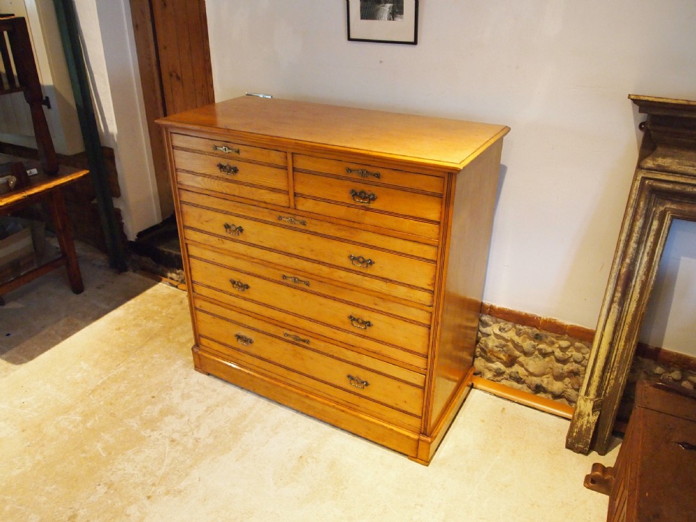 Chest of drawers Arts and Crafts solid Ash c1880