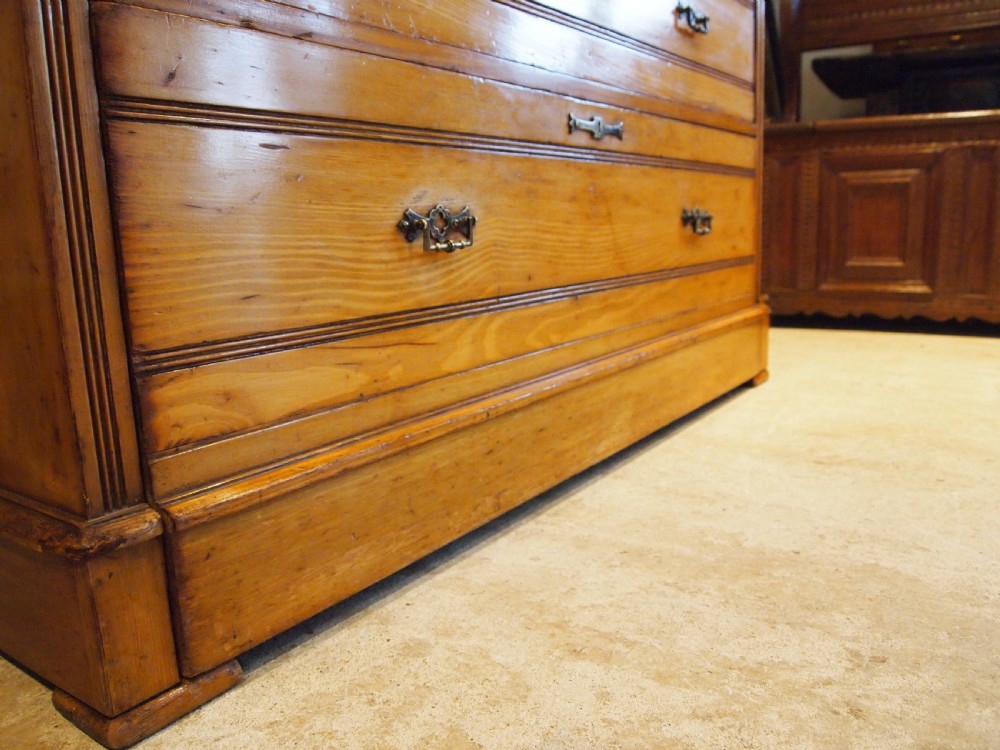 Chest of drawers Arts and Crafts solid Ash c1880 View IX
