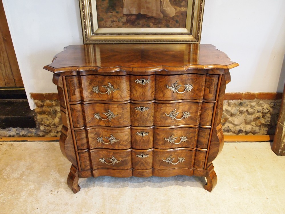 Chest of drawers outstanding small Figured burr Walnut French c1860 View II