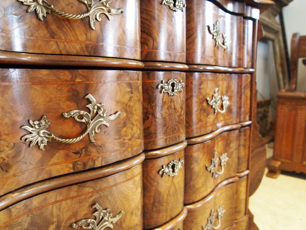 Chest of drawers outstanding small Figured burr Walnut French c1860 View VI