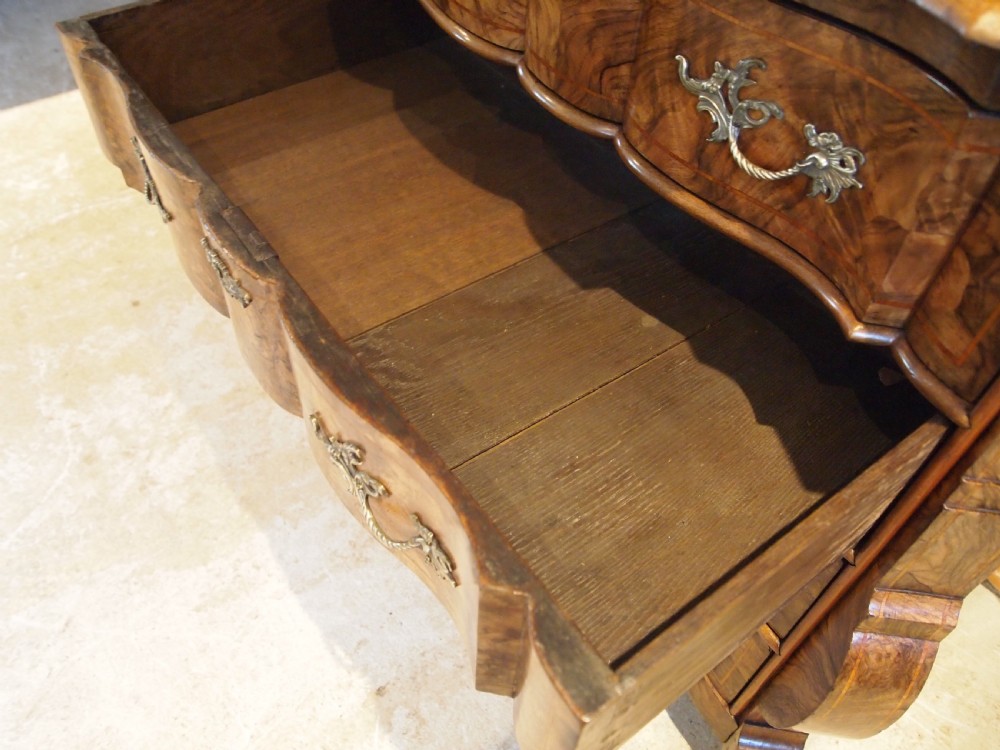 Chest of drawers outstanding small Figured burr Walnut French c1860 View VII