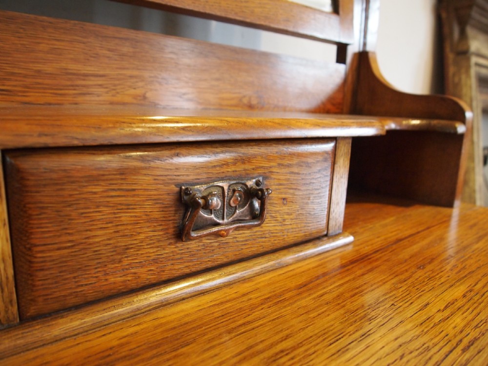 Dressing Chest of drawers Arts and Crafts Oak c1900 View VIII