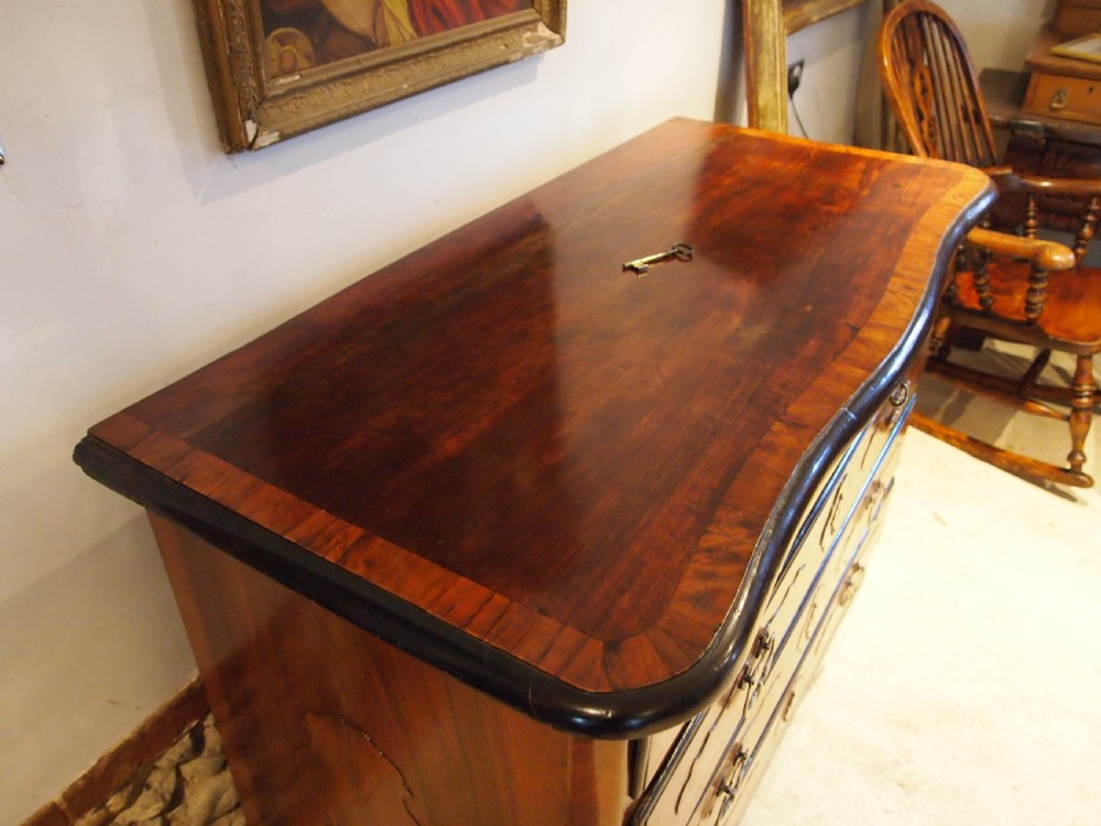 Chest of drawers fine French Walnut commode Louis XVII c1795 View XIV