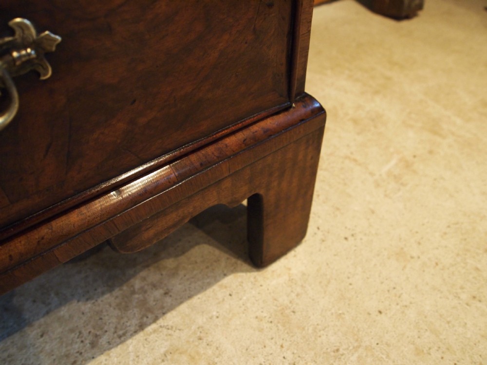 Bureau desk Small outstanding George II Walnut c1740 View VI