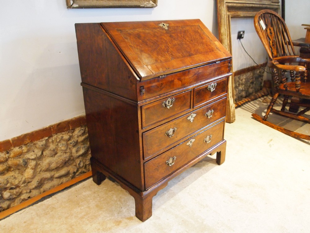 Bureau desk Small outstanding George II Walnut c1740 View IX