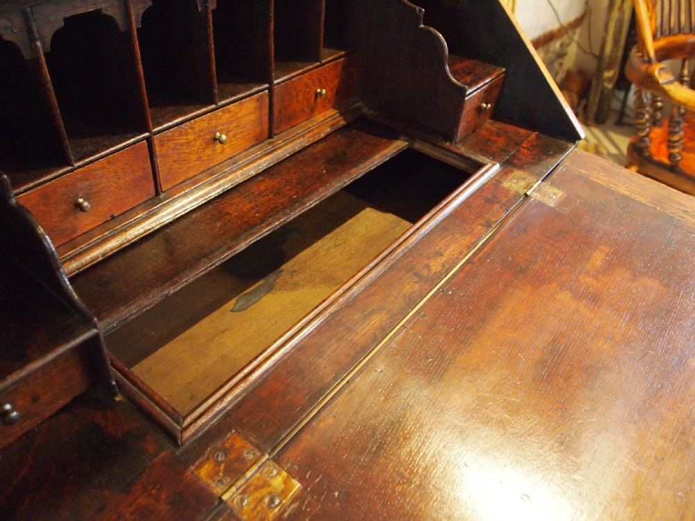 Bureau desk Small outstanding George II Walnut c1740 View XIV