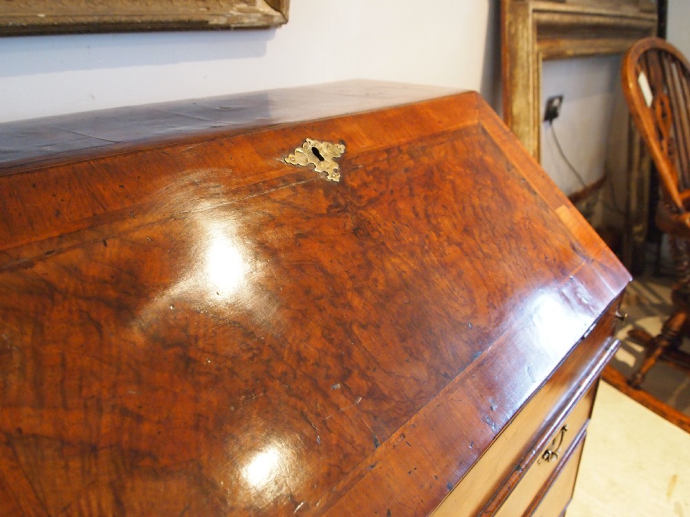 Bureau desk Small outstanding George II Walnut c1740 View XV