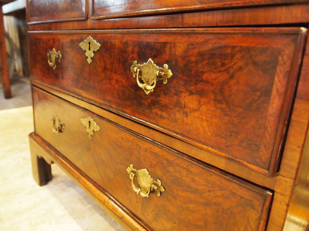 Bureau desk Small outstanding George II Walnut c1740 View XVI