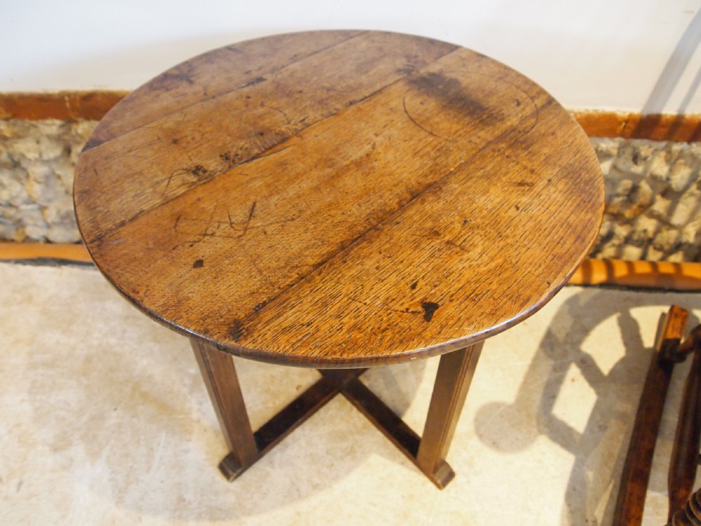 Table Cricket table Victorian Oak side hall lamp c1840 View IV