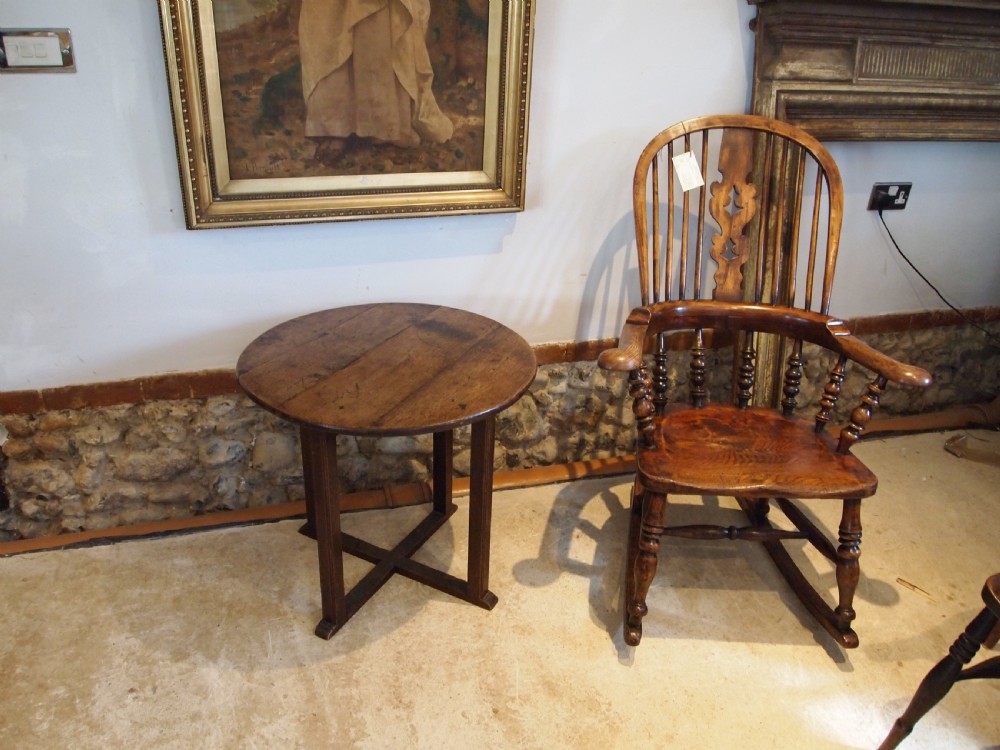 Table Cricket table Victorian Oak side hall lamp c1840 View VI