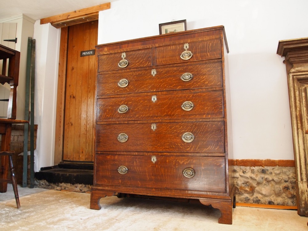 Chest of drawers stunning George III Oak c1790 View VII