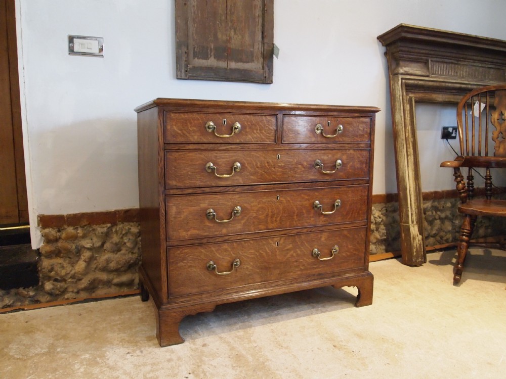Chest of drawers fine rare small George III Oak c1780 View XII