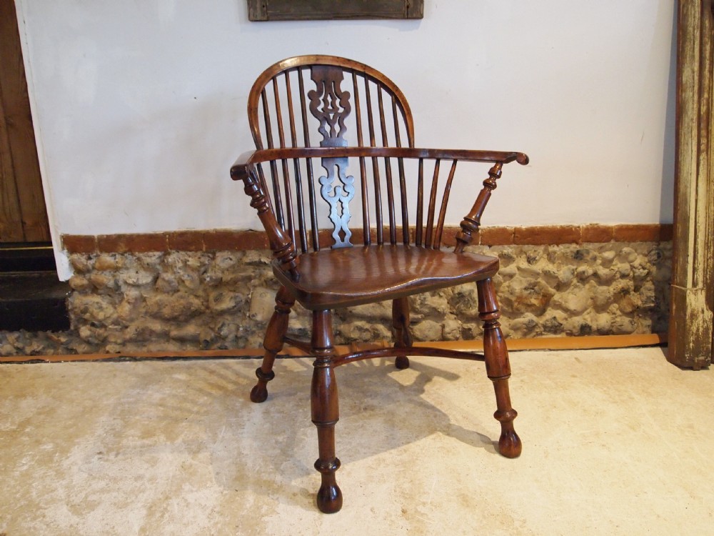Chair Windsor Pippy & Burr Yew Very fine George III c1800