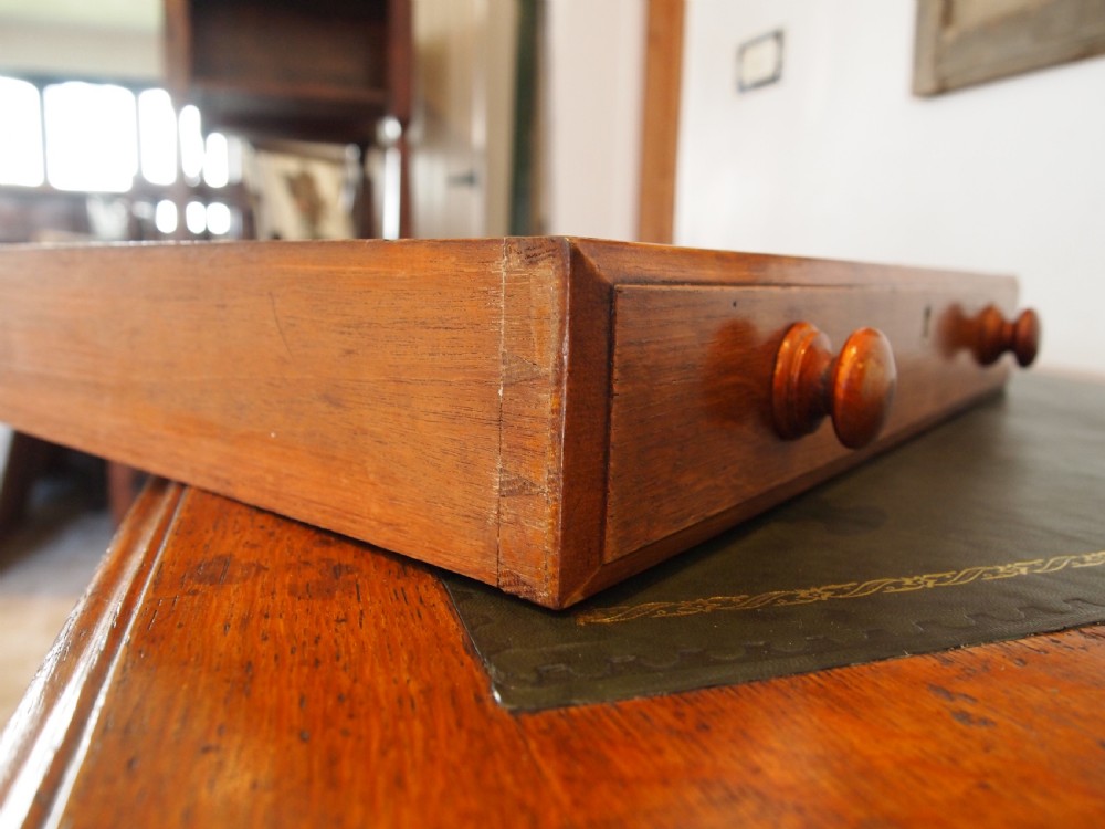 Desk writing table Gillows Oak c1880 View VI