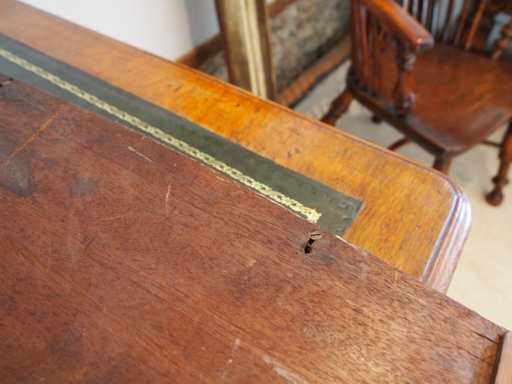 Desk writing table Gillows Oak c1880 View VII