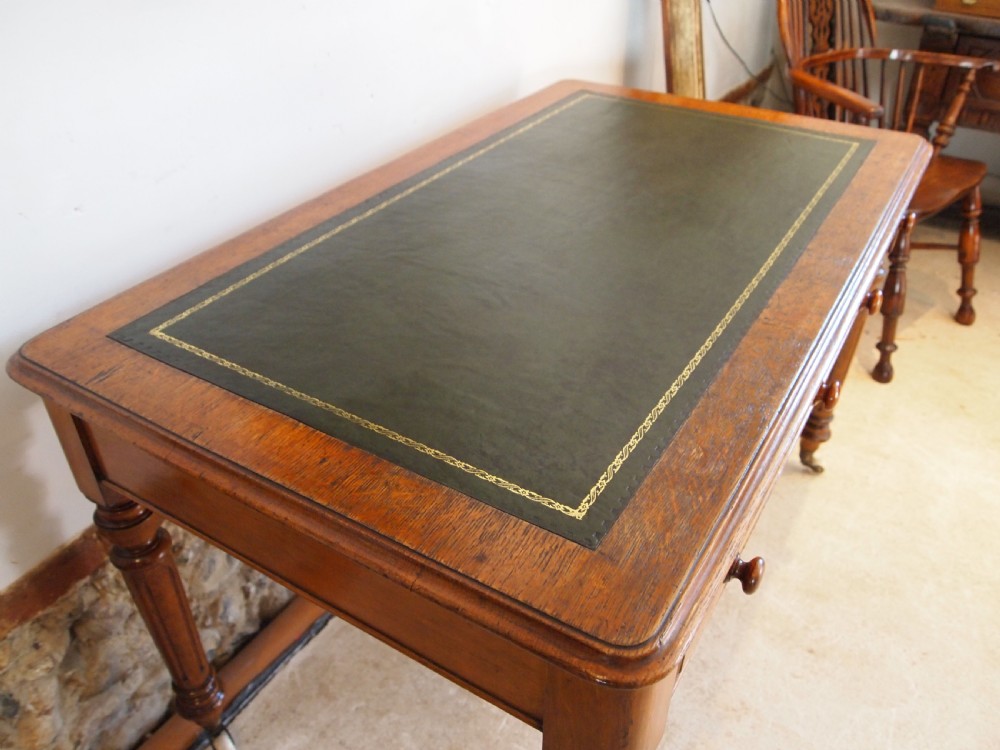 Desk writing table Gillows Oak c1880 View XIII