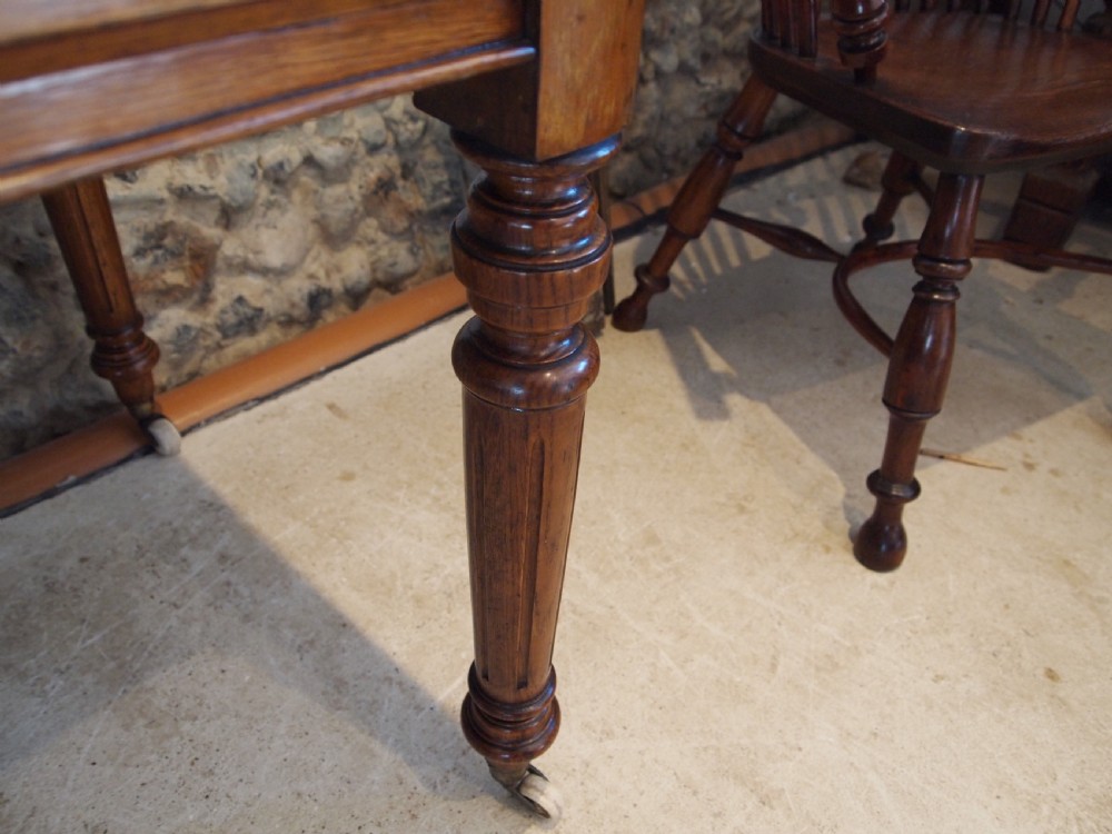 Desk writing table Gillows Oak c1880 View XVI