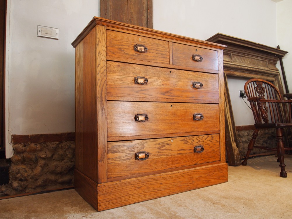 Chest of drawers rare Arts and Crafts Oak Harris Lebus c1900
