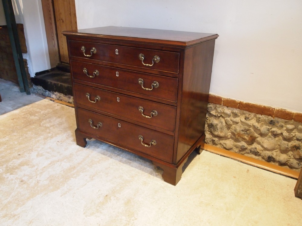 Chest of drawers small George III Bachelors Mahogany c1790