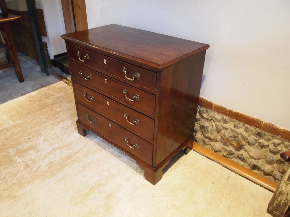Chest of drawers small George III Bachelors Mahogany c1790 View XIII