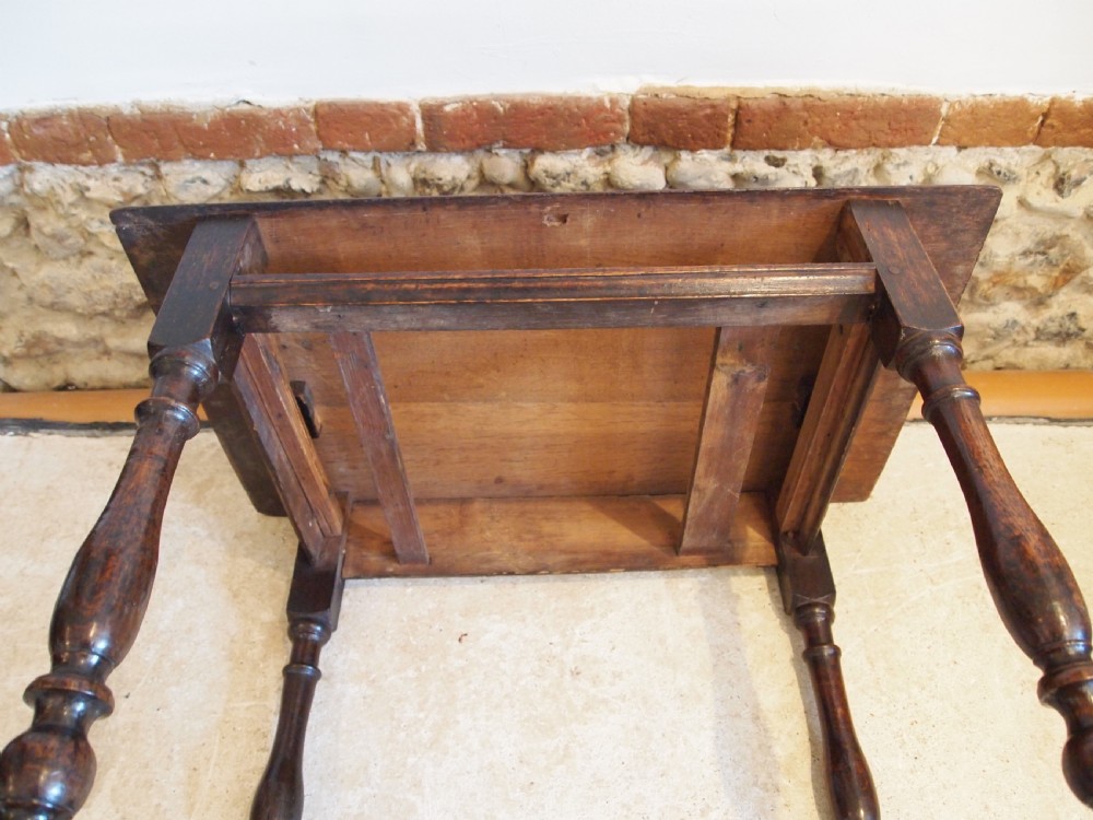Table rare Queen Anne Oak side hall console lowboy c1700 View XI