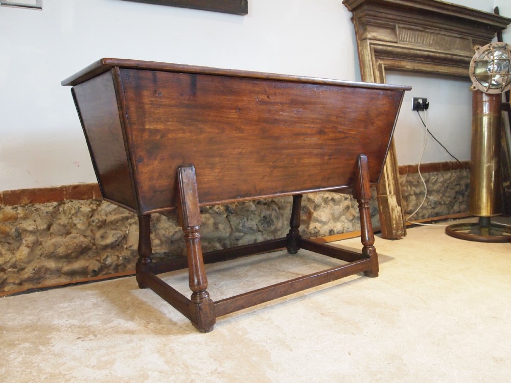 Chest trunk dough bin George III Elm c1800 View IV