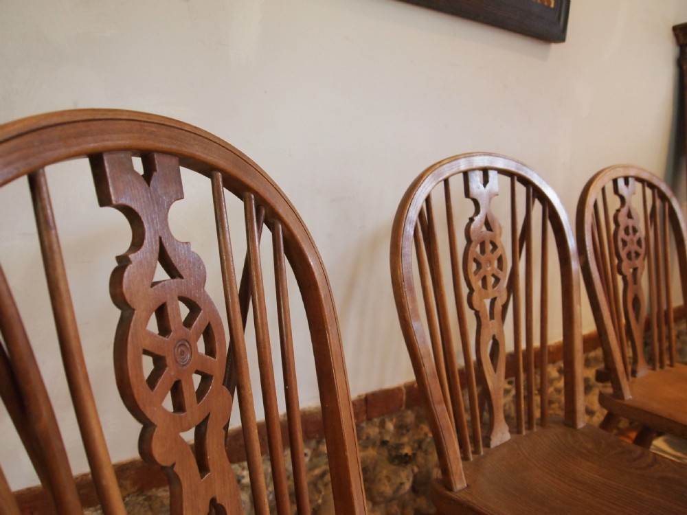 Chairs set of 4 Victorian Windsor Wheel back dining chairs c1890 View VIII