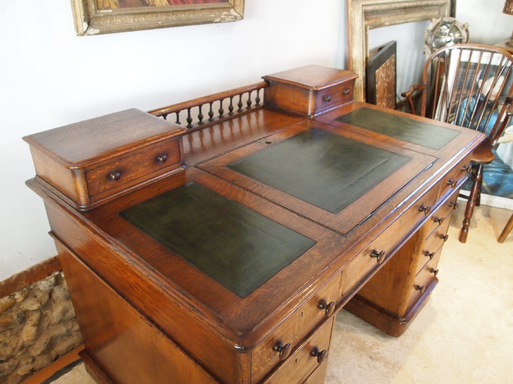 Desk stunning Victorian Oak twin pedestal c1860 View II
